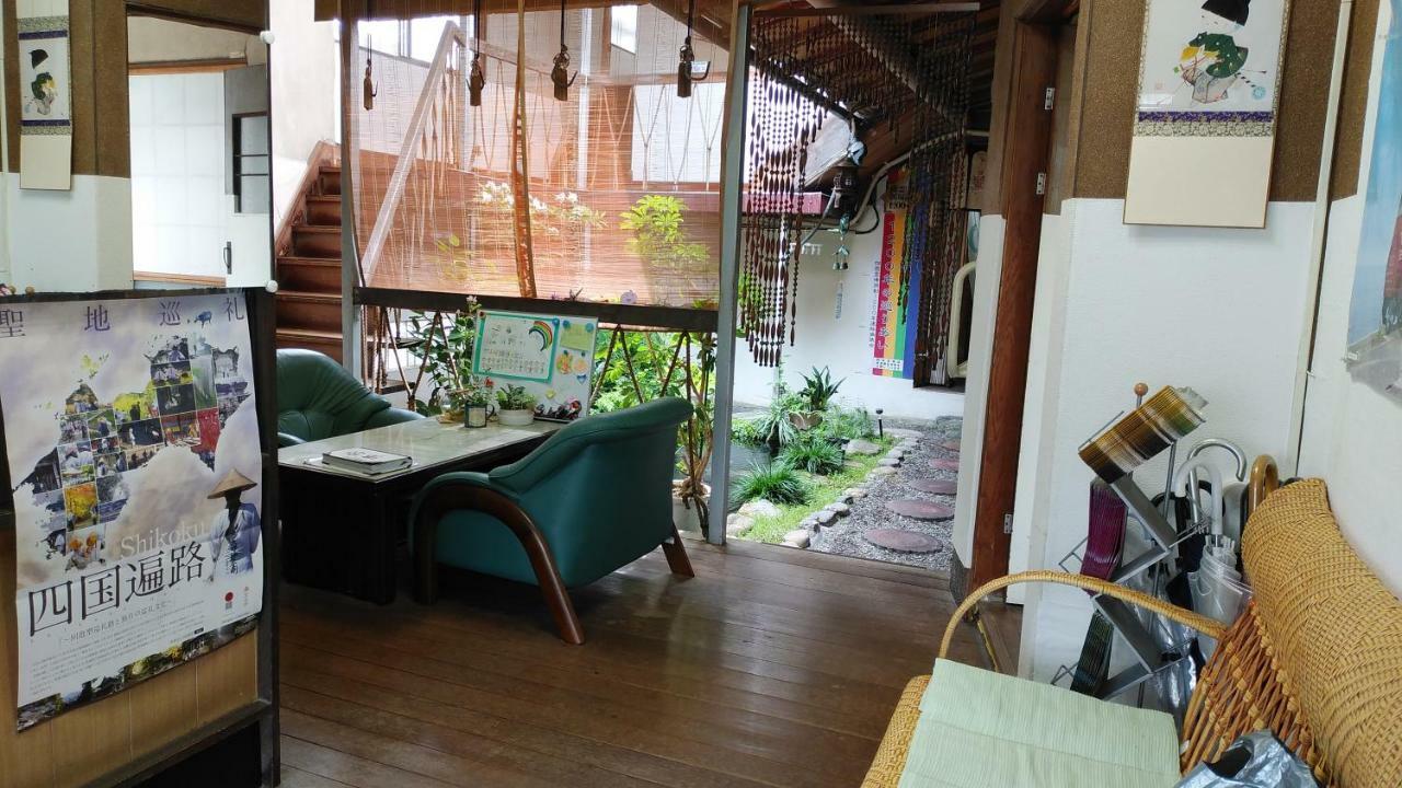 Walking Pilgrimage Hotel Tokiwa Ryokan Ozu  Dış mekan fotoğraf